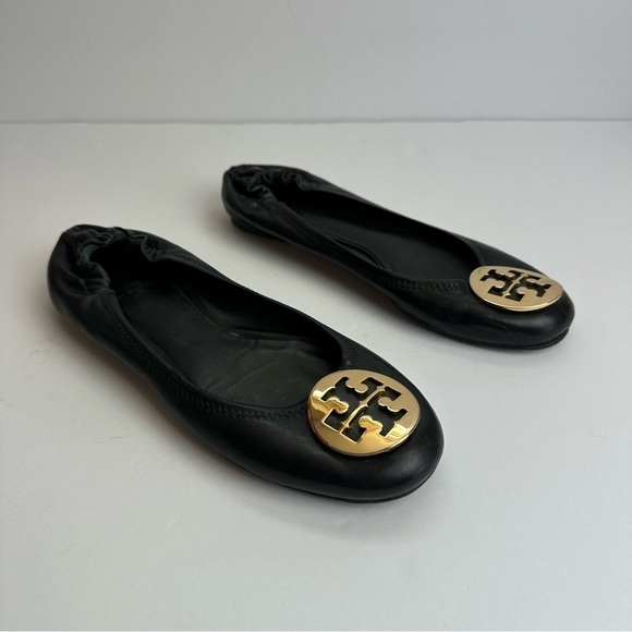 Tory Burch Shoes - Tory Burch Ballet Flats Black Women's Size 7 Shoes Black Gold Medallion Leather